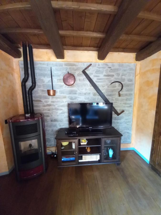 Casina La Quercia Apartment Santa Sofia Luaran gambar